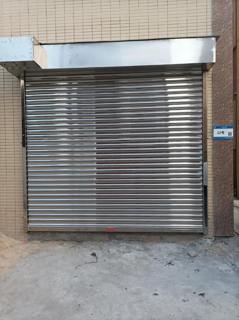 不銹鋼卷閘反裝案例#施工現場實拍 #電動卷閘門 #支持定做各